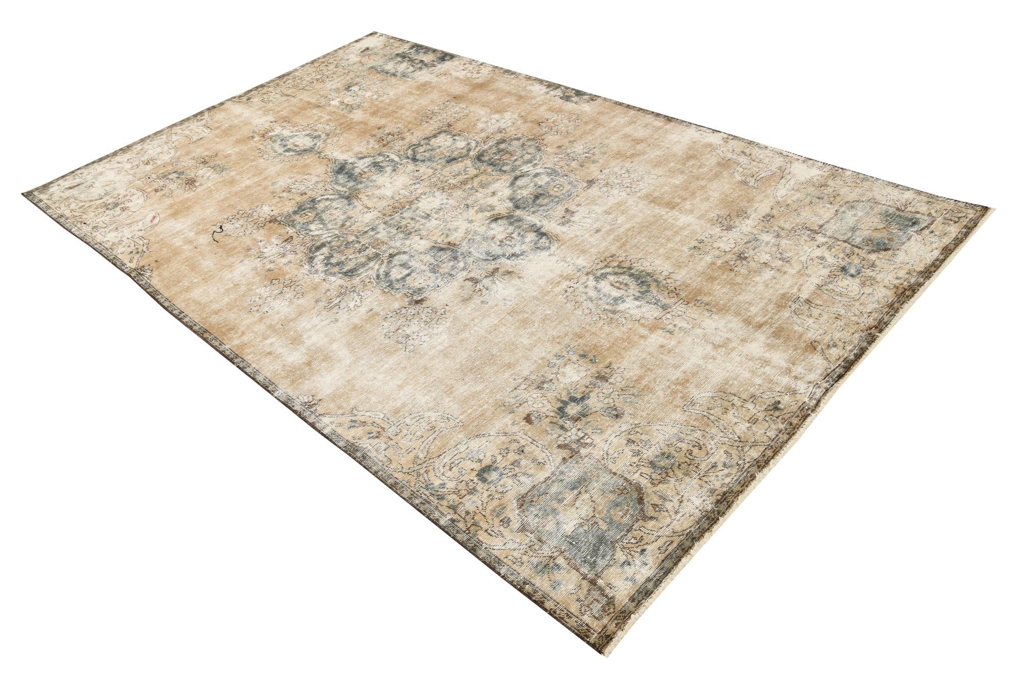 5' 9 x 9' 7 Hand Knotted Ultra Vintage Persian Wool Rug