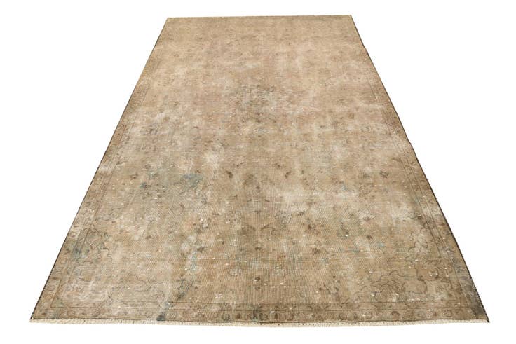 Detail image of 5' 5 x 9' 5 Hand Knotted Ultra Vintage Persian Wool Rug