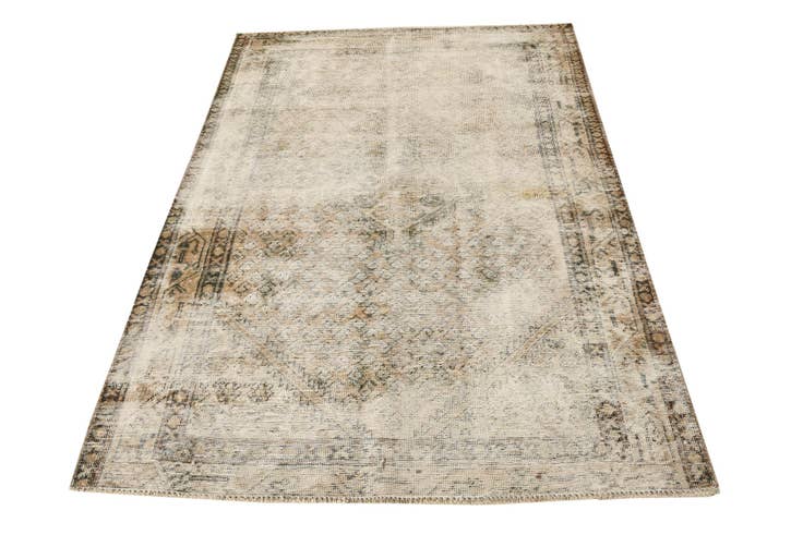 Detail image of 4' 3 x 6' 5 Hand Knotted Ultra Vintage Persian Wool Rug