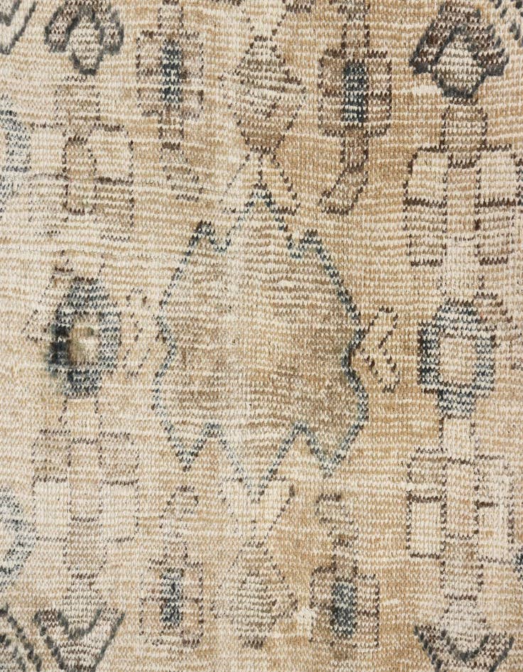 Detail image of 6' 8 x 9' 8  Hand Knotted Ultra Vintage Persian Wool Rug