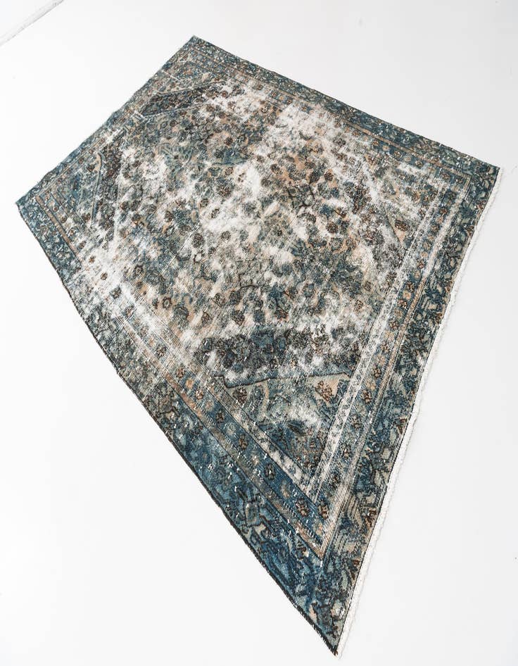 Detail image of 6' x 9'  Hand Knotted Ultra Vintage Persian Wool Rug