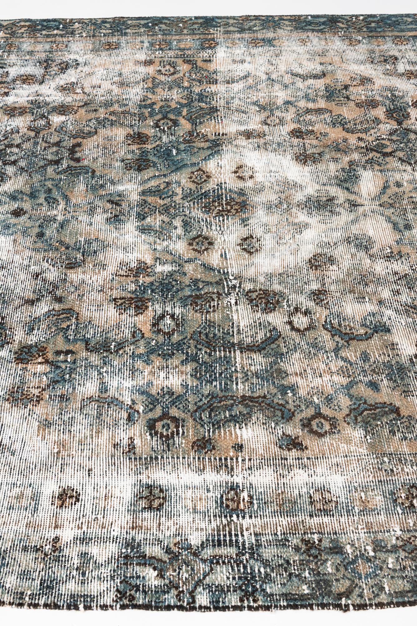 6' x 9' Hand Knotted Ultra Vintage Persian Wool Rug