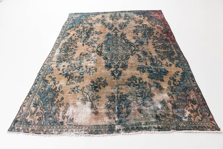 Detail image of 7' 2 x 9' 6 Hand Knotted Ultra Vintage Persian Wool Rug