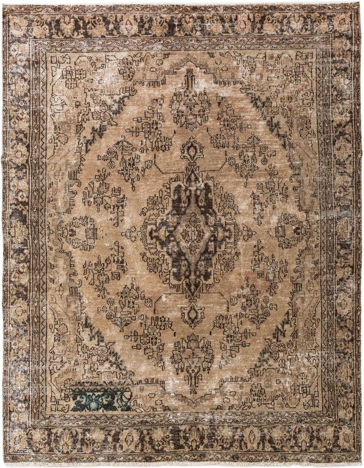 Detail image of 6' 8 x 9' 7 Hand Knotted Ultra Vintage Persian Wool Rug