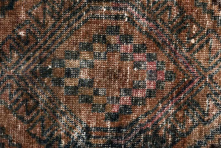 5' 1 x 6' 6 Hand Knotted Ultra Vintage Persian Wool Rug