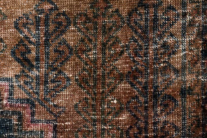 5' 1 x 6' 6 Hand Knotted Ultra Vintage Persian Wool Rug