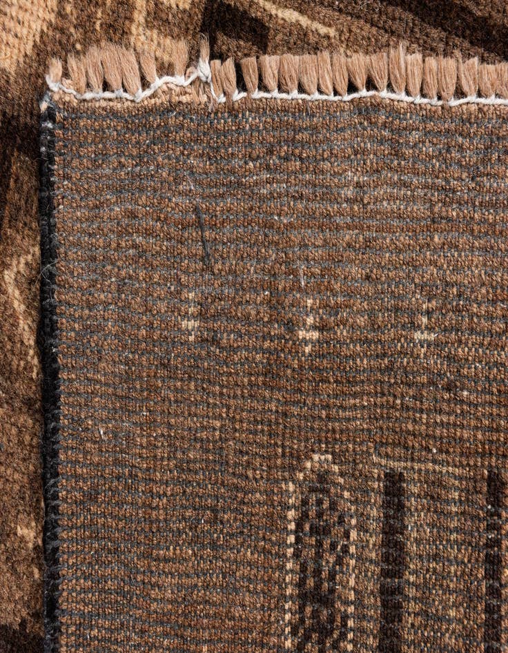 Detail image of 2' 9 x 4' 9  Hand Knotted Ultra Vintage Persian Wool Rug