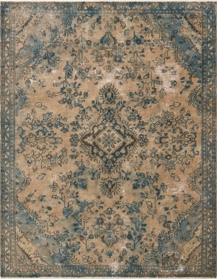 Detail image of 6' 6 x 9' 10 Hand Knotted Ultra Vintage Persian Wool Rug