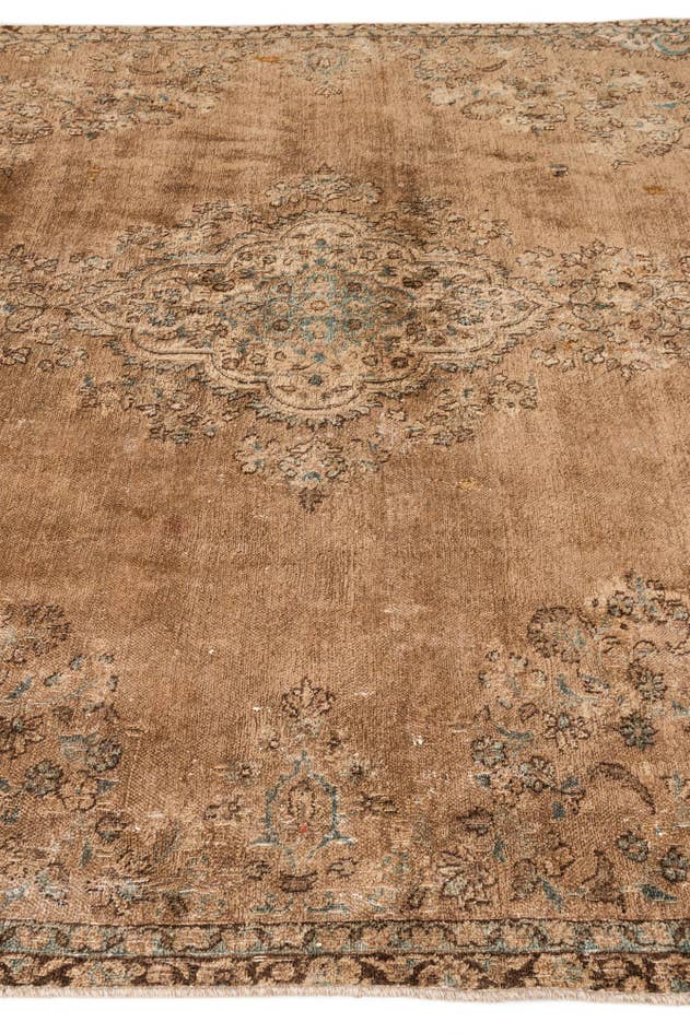 Detail image of 7' 8 x 11' 2 Hand Knotted Ultra Vintage Persian Wool Rug