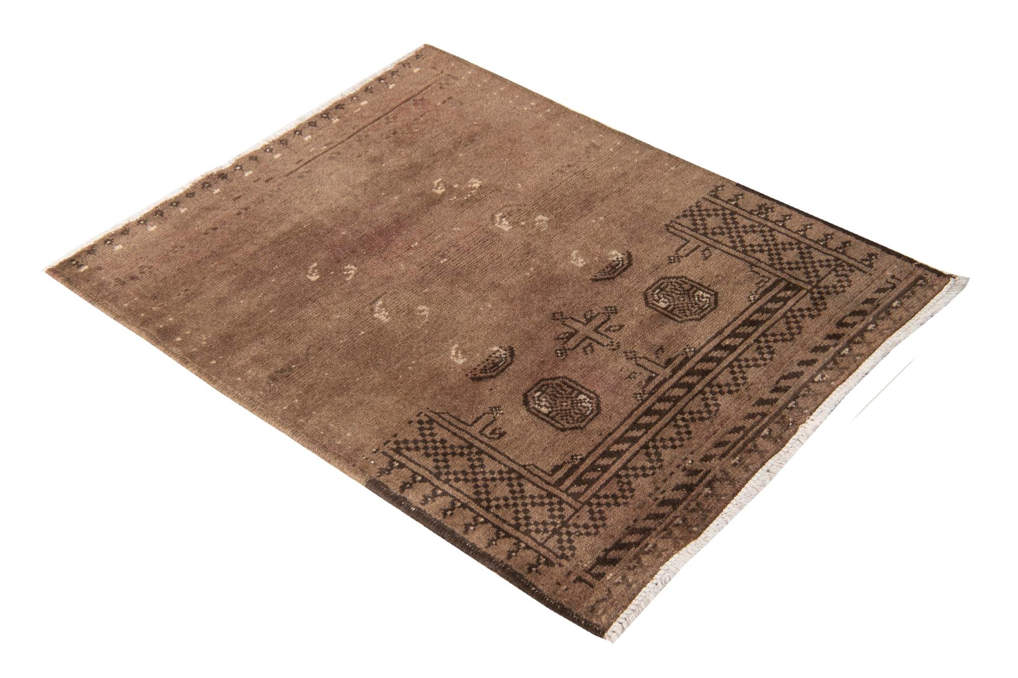 2' 8 x 3' 6 Hand Knotted Ultra Vintage Persian Wool Rug