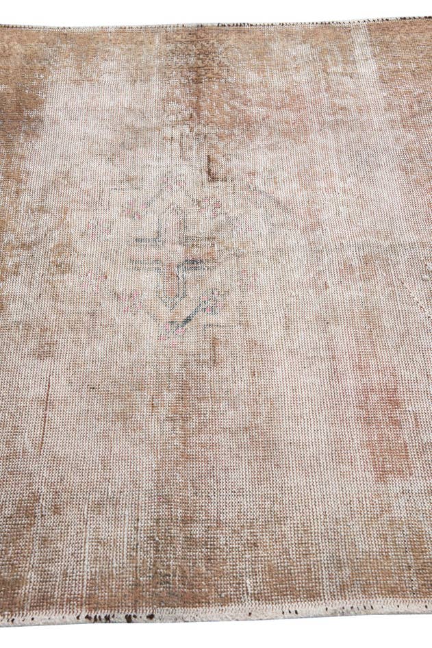 Detail image of 4' 1 x 6' 4 Hand Knotted Ultra Vintage Persian Wool Rug