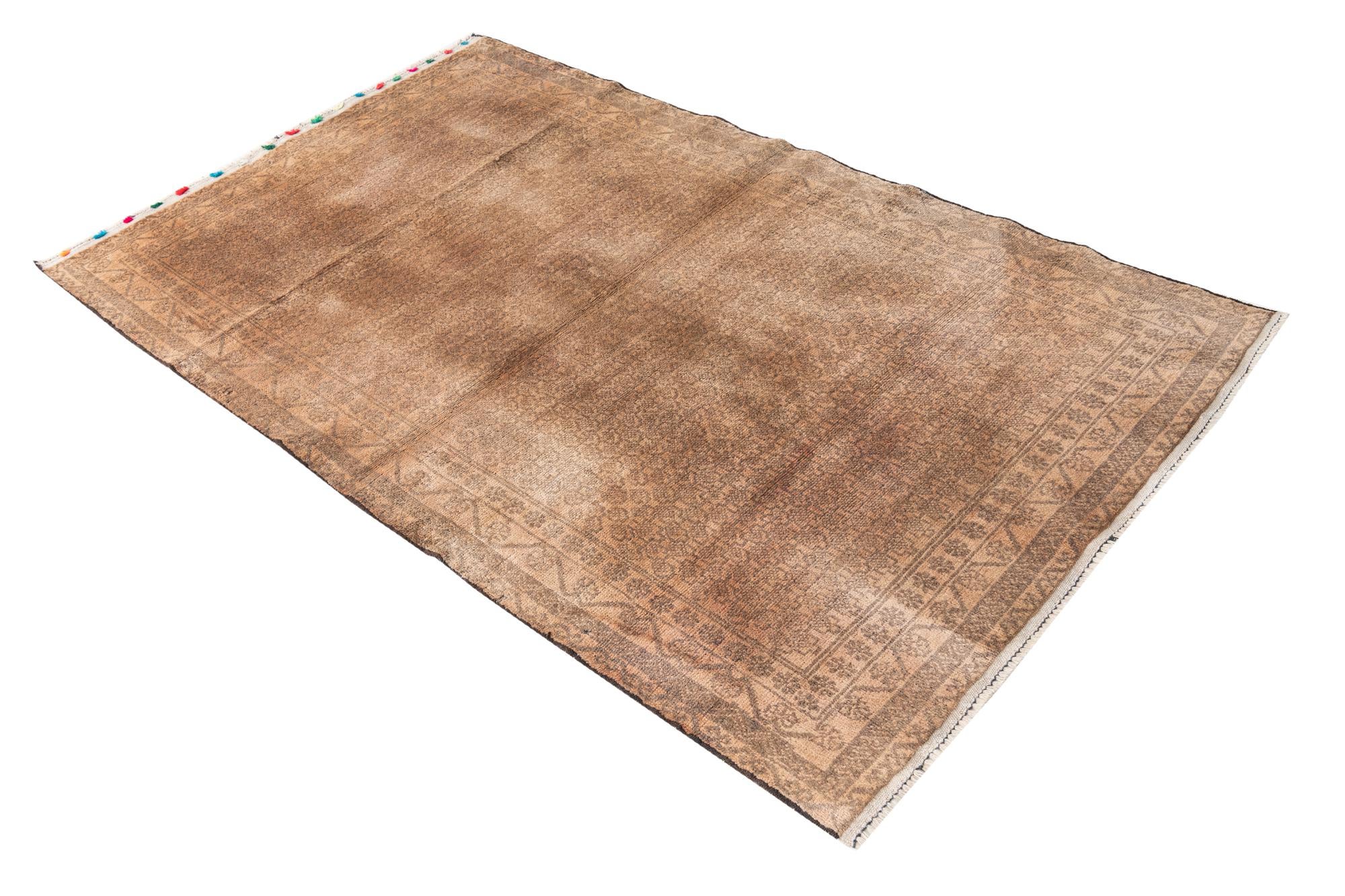 3' 9 x 6' 4 Hand Knotted Ultra Vintage Persian Wool Rug