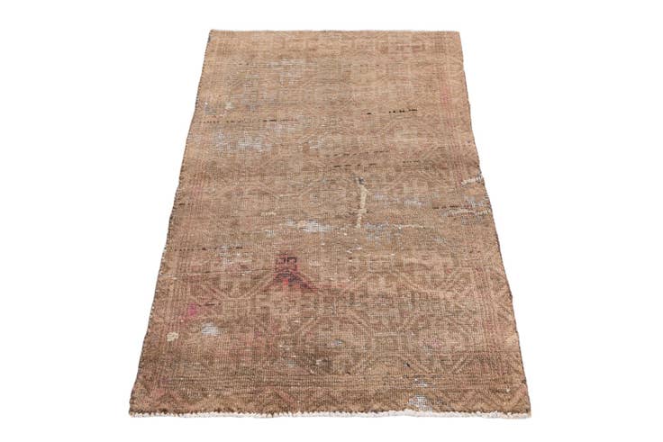 Detail image of 2' 7 x 4' 2 Hand Knotted Ultra Vintage Persian Wool Rug