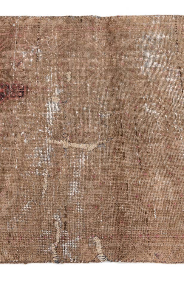 Detail image of 2' 7 x 4' 2 Hand Knotted Ultra Vintage Persian Wool Rug