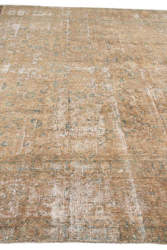 Detail image of 9' 5 x 12' 5 Hand Knotted Ultra Vintage Persian Wool Rug