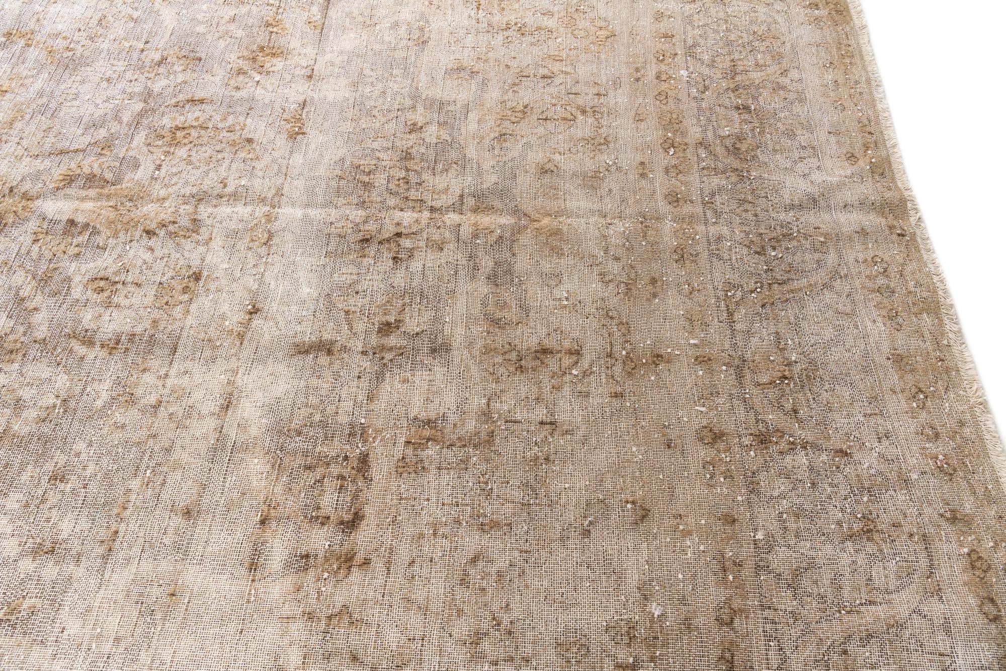 9' 5 x 12' 9 Hand Knotted Ultra Vintage Wool Rug