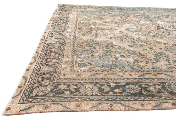 Detail image of 8' 2 x 11' 4 Hand Knotted Ultra Vintage Persian Wool Rug