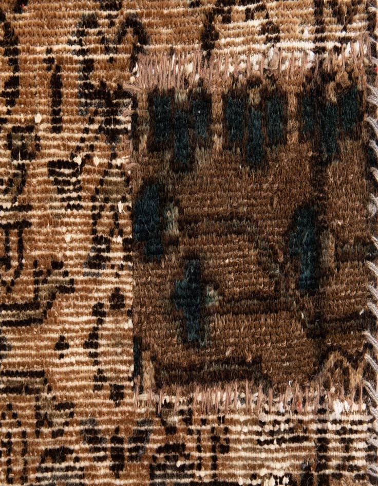 Detail image of 5' x 9' 1  Hand Knotted Ultra Vintage Persian Wool Rug