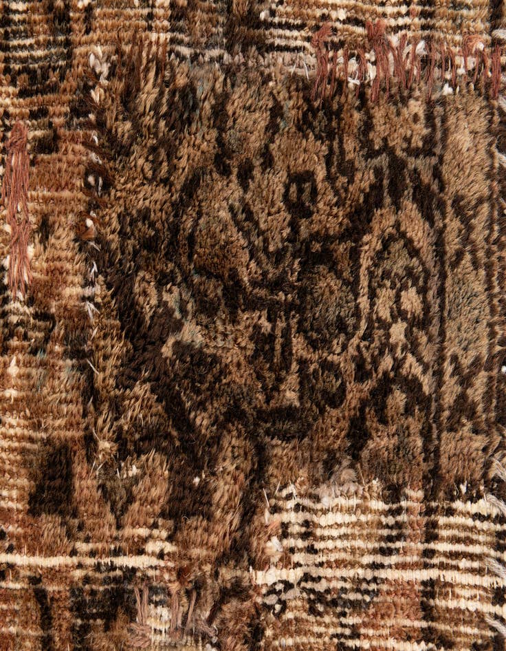 Detail image of 5' x 9' 1  Hand Knotted Ultra Vintage Persian Wool Rug