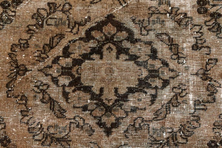Detail image of 4' 3 x 6' 5 Hand Knotted Ultra Vintage Persian Wool Rug