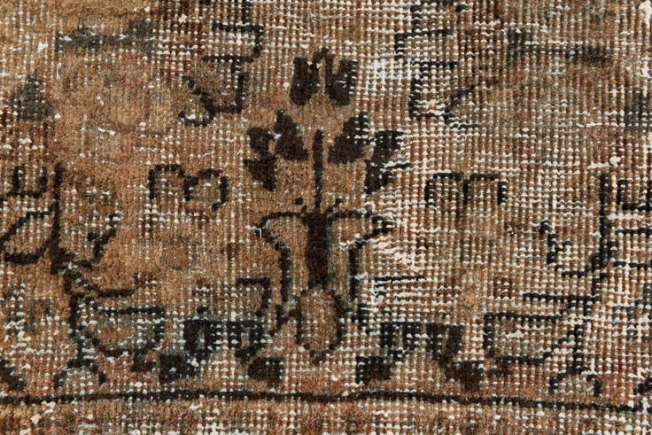 Detail image of 4' 3 x 6' 5 Hand Knotted Ultra Vintage Persian Wool Rug