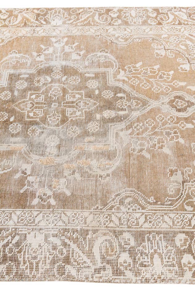 Detail image of 3' 10 x 5' 8 Hand Knotted Ultra Vintage Persian Wool Rug