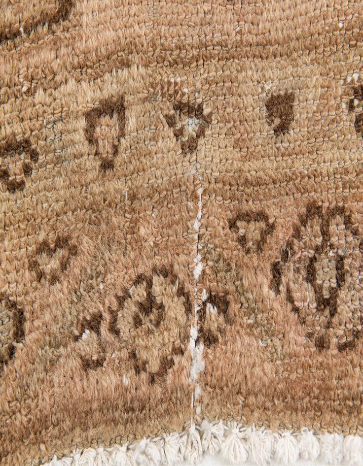 Detail image of 4' x 6' 4  Hand Knotted Ultra Vintage Persian Wool Rug