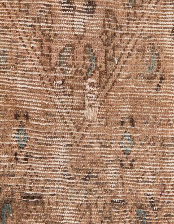 Detail image of 4' 7 x 8' 8  Hand Knotted Ultra Vintage Persian Wool Rug