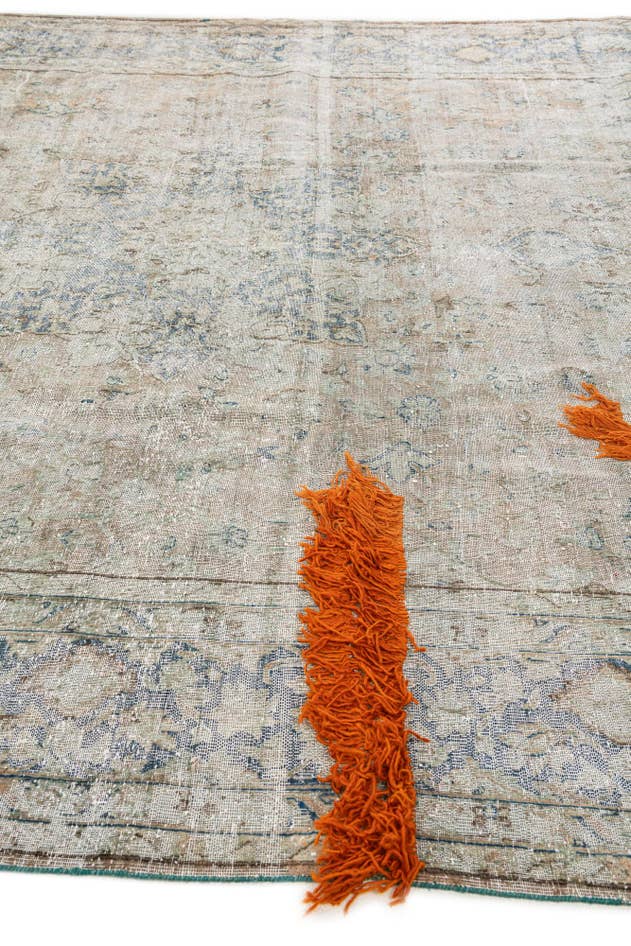 Detail image of 9' 10 x 13' Hand Knotted Ultra Vintage Persian Wool Rug