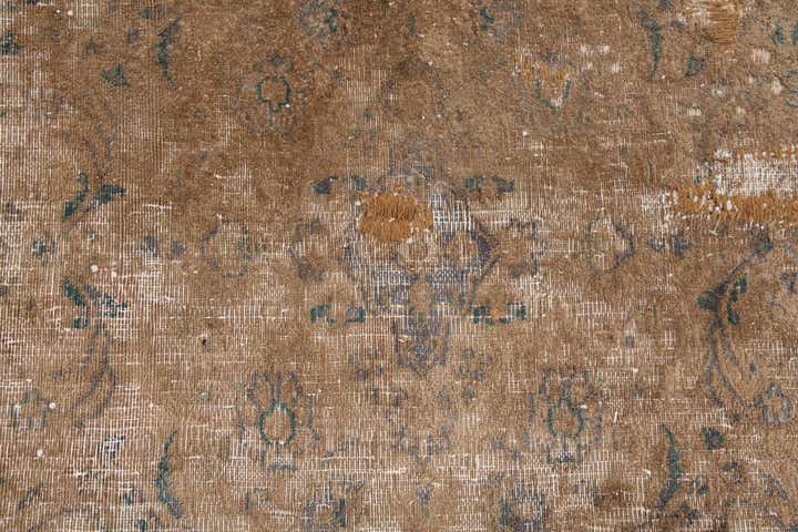 6' x 9' 3 Hand Knotted Ultra Vintage Persian Wool Rug