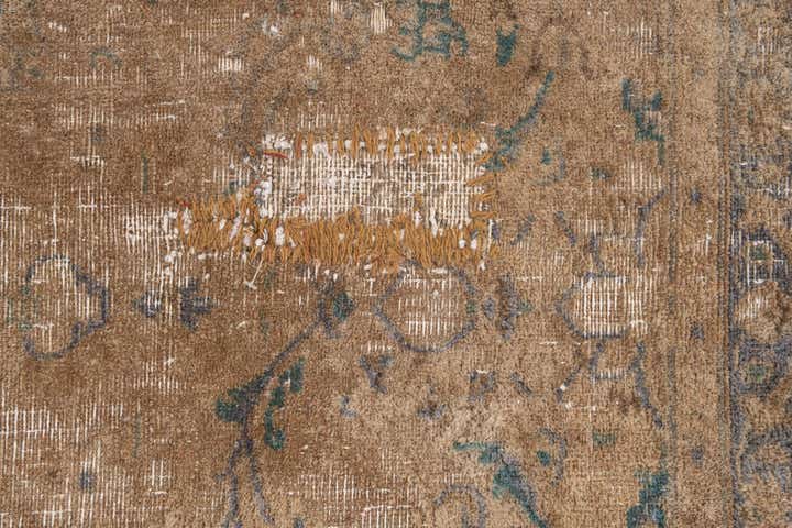 6' x 9' 3 Hand Knotted Ultra Vintage Persian Wool Rug