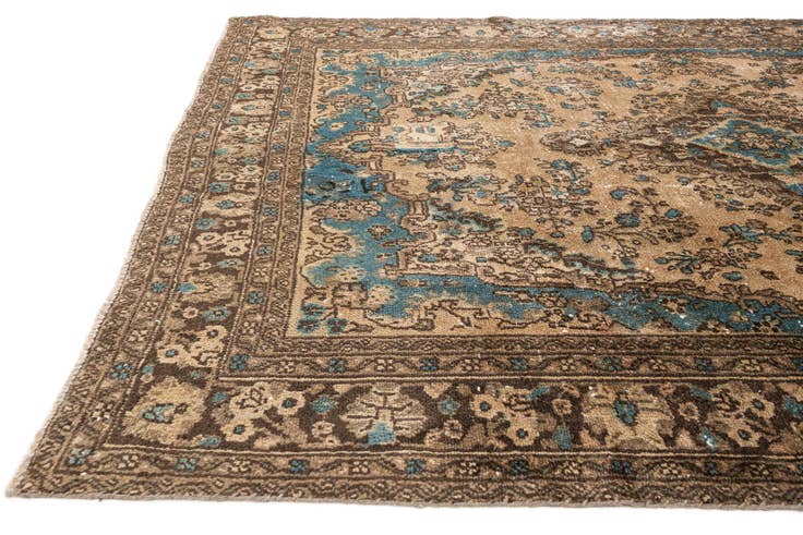 Detail image of 6' 10 x 9' 7 Hand Knotted Ultra Vintage Persian Wool Rug