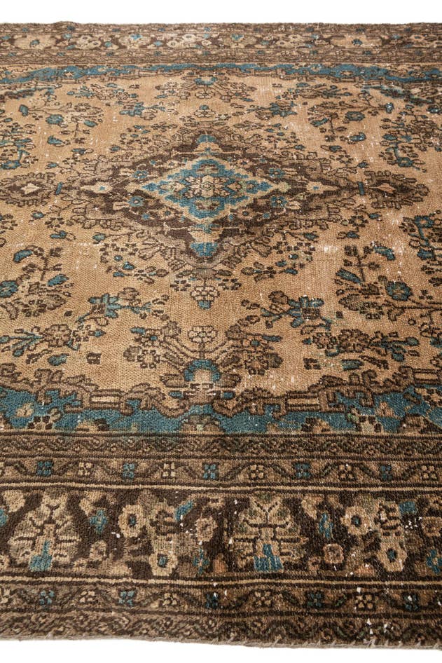 Detail image of 6' 10 x 9' 7 Hand Knotted Ultra Vintage Persian Wool Rug
