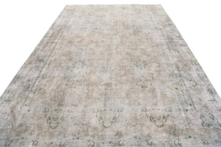 Detail image of 7' 7 x 11' Hand Knotted Ultra Vintage Persian Wool Rug