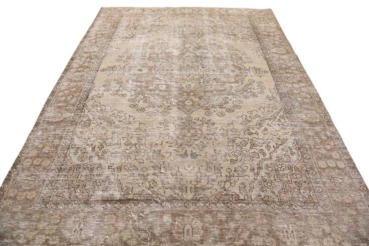 Detail image of 6' 7 x 8' 10 Hand Knotted Ultra Vintage Persian Wool Rug