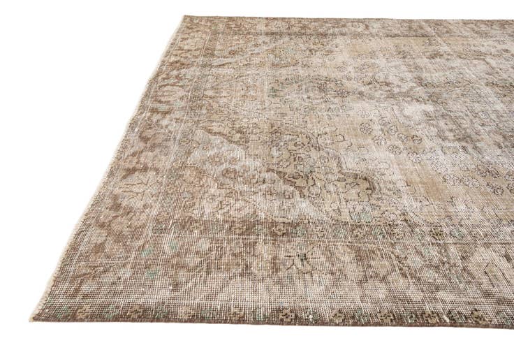 Detail image of 6' 7 x 8' 10 Hand Knotted Ultra Vintage Persian Wool Rug