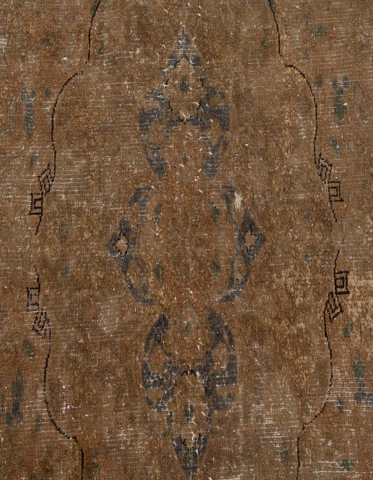 Detail image of 6' 9 x 12' 4  Hand Knotted Ultra Vintage Persian Wool Rug