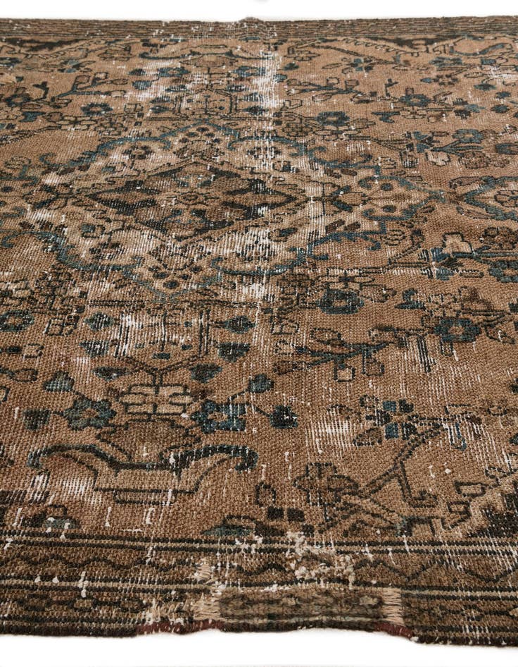 Detail image of 5' 7 x 8' 10  Hand Knotted Ultra Vintage Persian Wool Rug