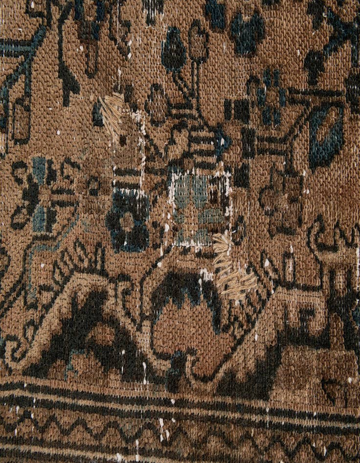 Detail image of 5' 7 x 8' 10  Hand Knotted Ultra Vintage Persian Wool Rug