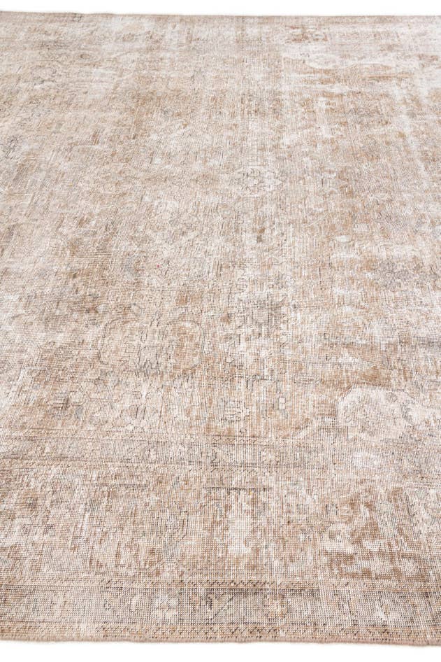 Detail image of 9' 6 x 12' 6 Hand Knotted Ultra Vintage Persian Wool Rug