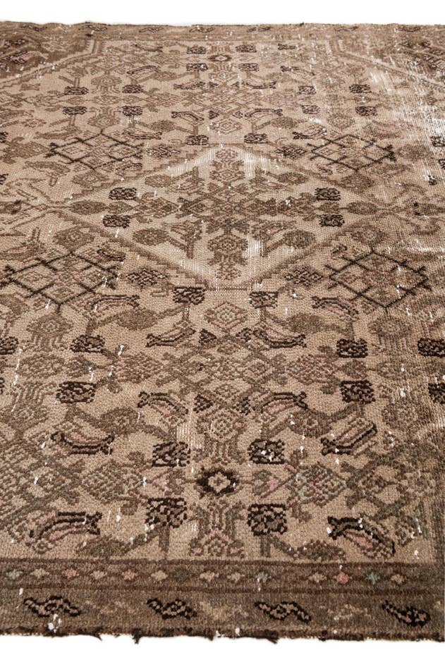 Detail image of 5' 10 x 8' 9 Hand Knotted Ultra Vintage Persian Wool Rug