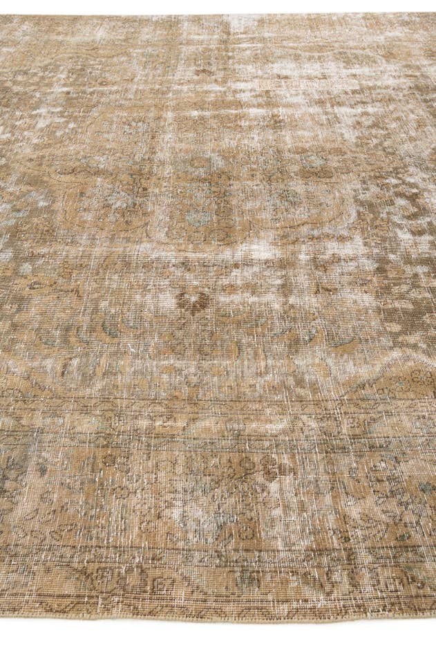 Detail image of 9' 10 x 13' 3 Hand Knotted Ultra Vintage Persian Wool Rug