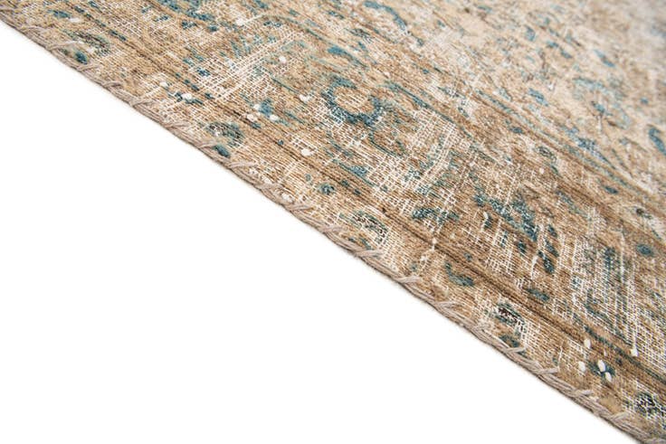 Detail image of 6' x 8' 7 Hand Knotted Ultra Vintage Wool Rug