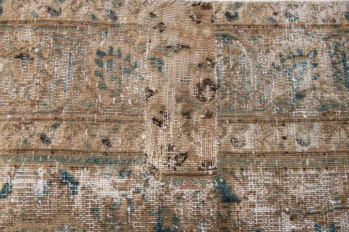 6' x 8' 7 Hand Knotted Ultra Vintage Wool Rug