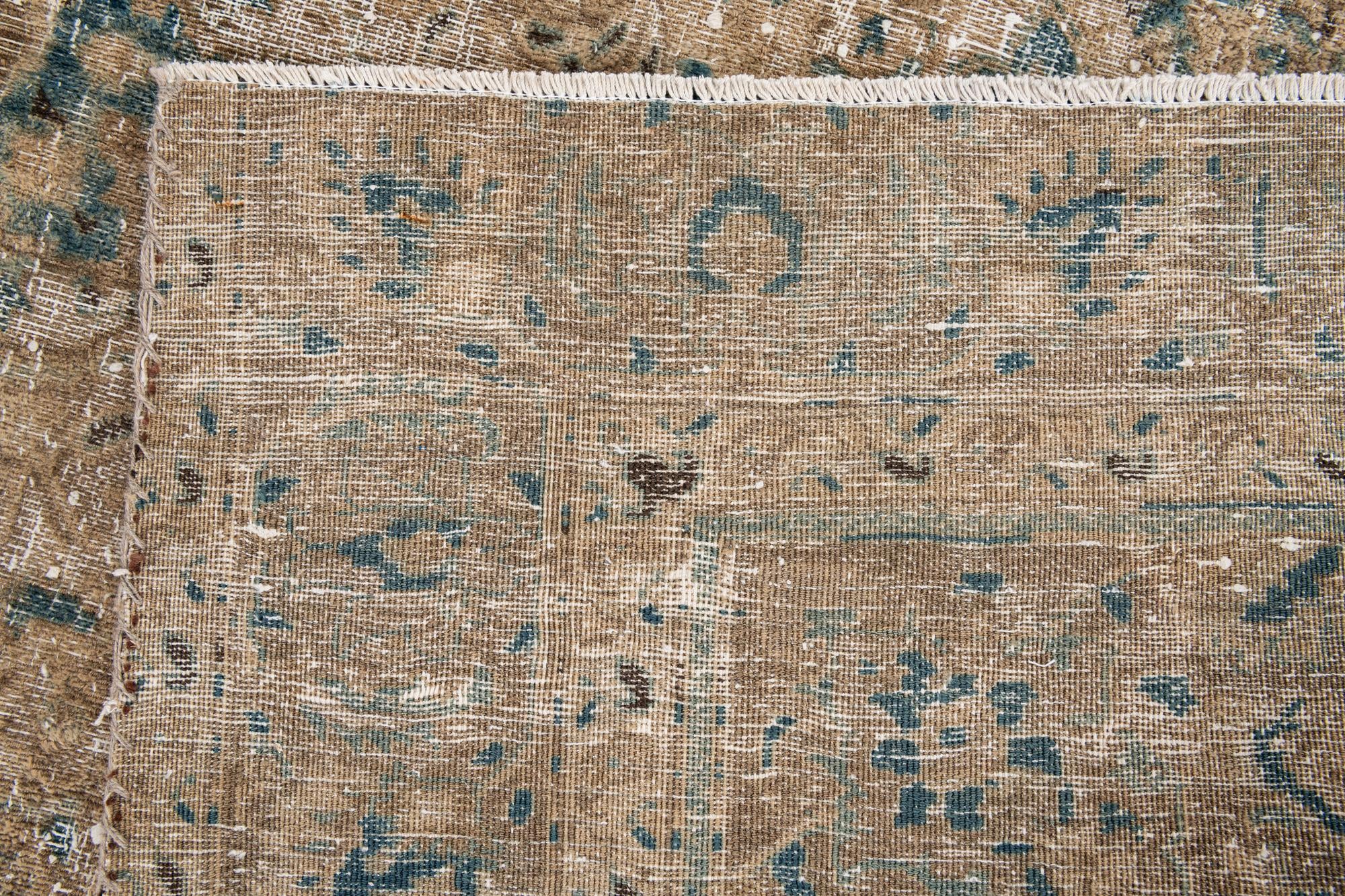 6' x 8' 7 Hand Knotted Ultra Vintage Wool Rug