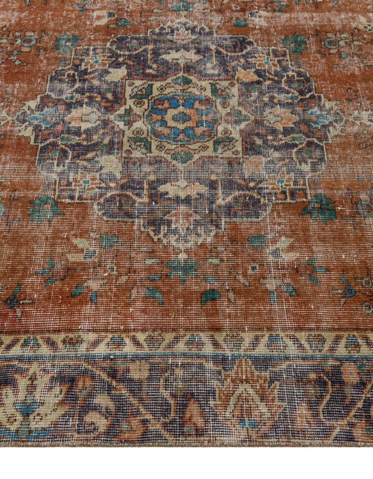 Detail image of 4' 3 x 7' 10 Hand Knotted Ultra Vintage Persian Wool Rug