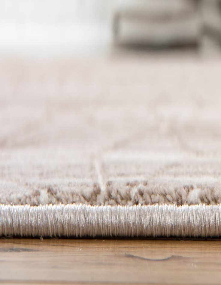 Detail image of 9' x 12' Uptown Rug