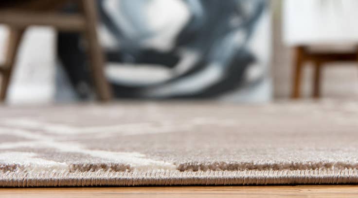 Detail image of Jill Zarin 5' x 8' Uptown Rug