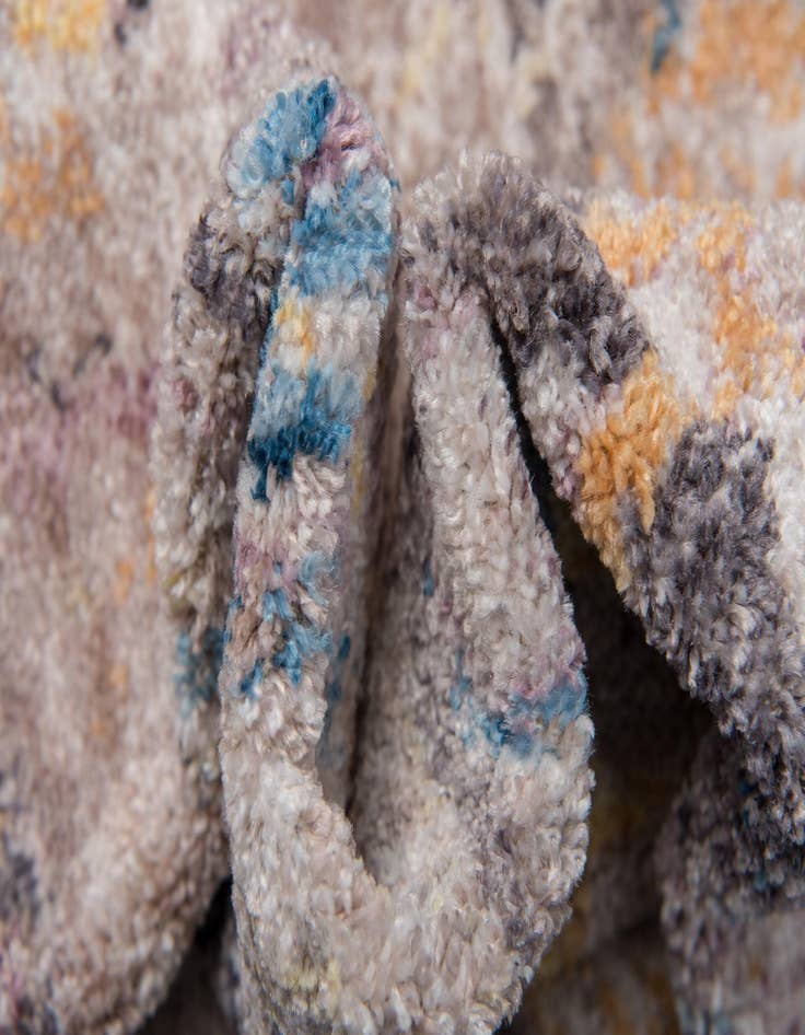 Detail image of 8' x 10' Vega Rug