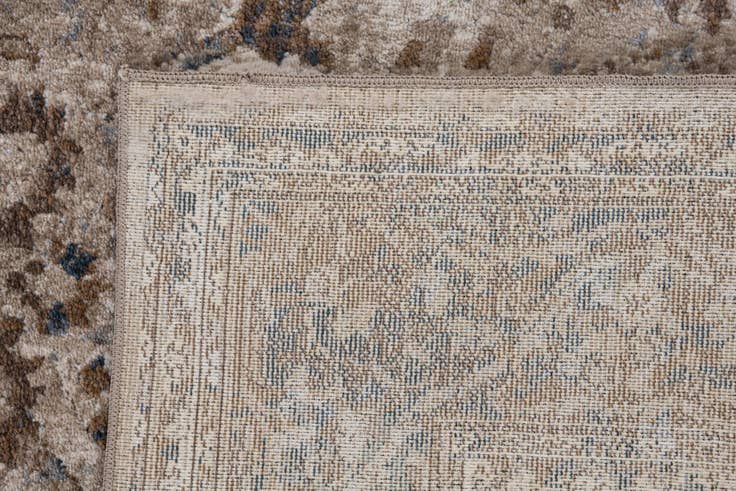 Detail image of 5' x 7' 6 Villa Rug